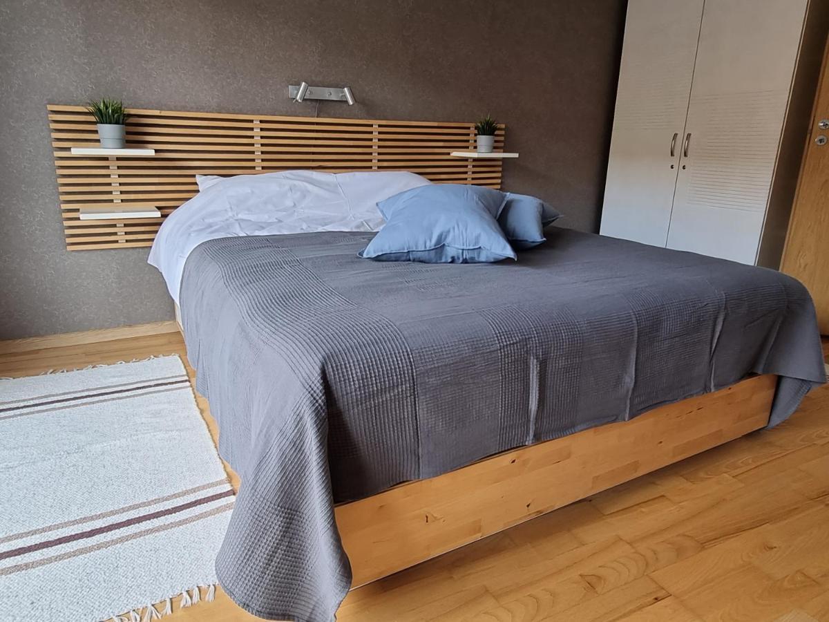 R63 Apartment With Terrace ตาร์ตู ภายนอก รูปภาพ