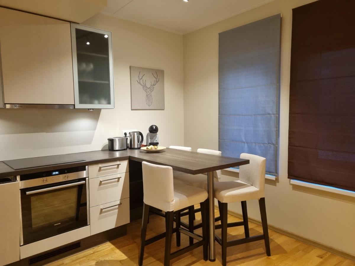 R63 Apartment With Terrace ตาร์ตู ภายนอก รูปภาพ