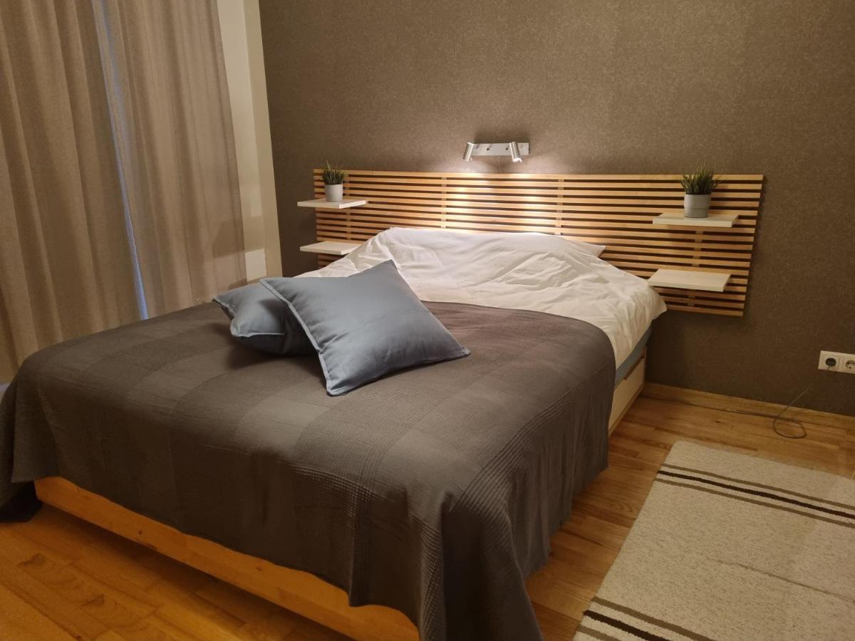 R63 Apartment With Terrace ตาร์ตู ภายนอก รูปภาพ